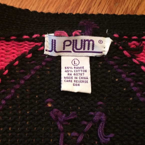 Vintage Over-Sized Argyle Pattern Cardigan Sweater - Picture 5 of 8